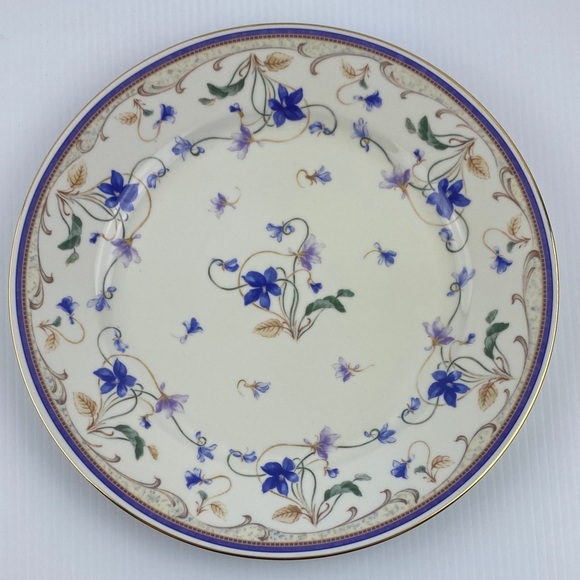 Andrea By Sadek Cake Plate and Server Discontinued Blue Flower & Vine Pattern - Picture 3 of 10